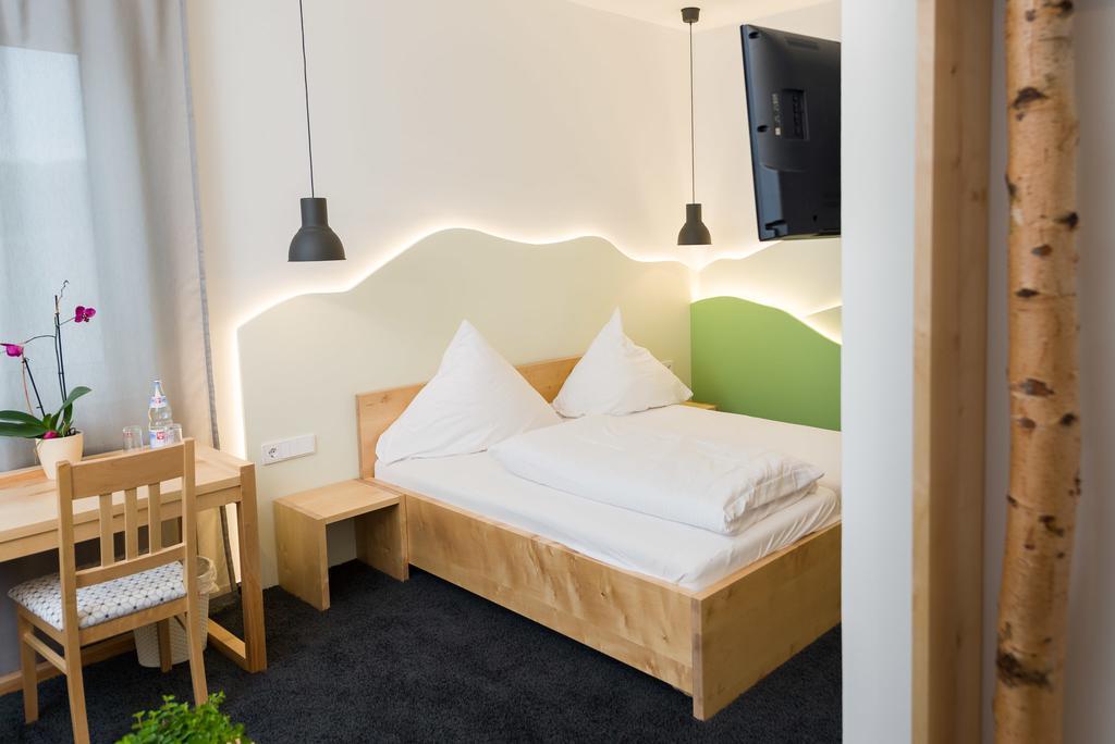 Hotel Rhoenhof Hünfeld Dış mekan fotoğraf