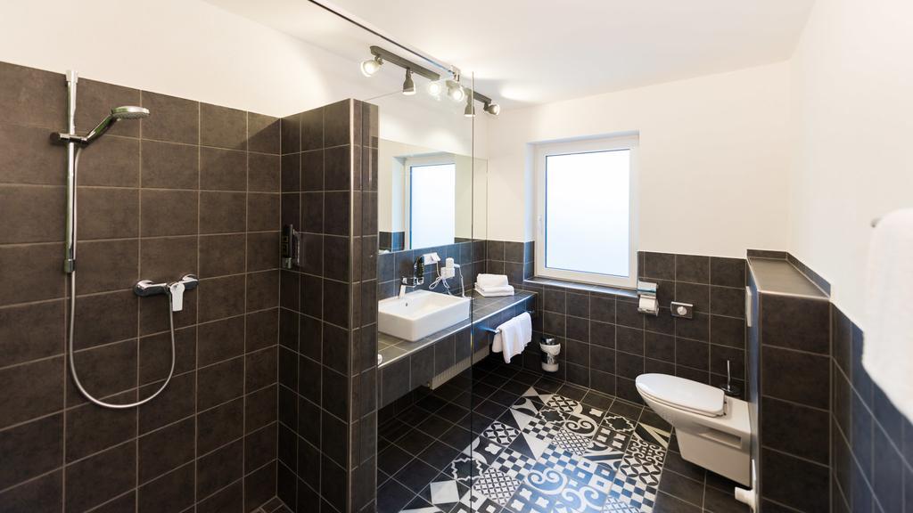 Hotel Rhoenhof Hünfeld Dış mekan fotoğraf